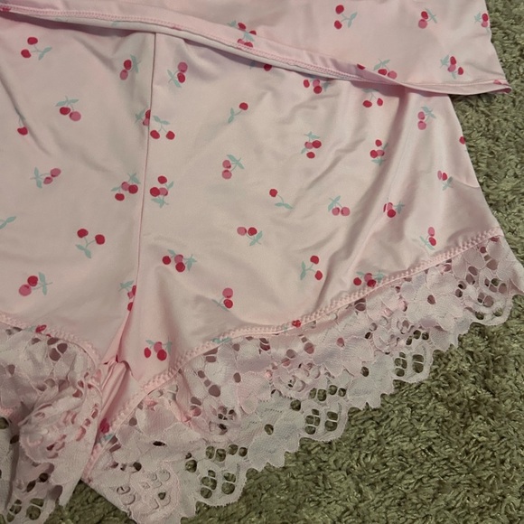 NWOT! RARE FIND! Jessica Simpson PINK Cherry 🍒 Tank Shorts Lace Pajama PJ SET - Picture 3 of 11